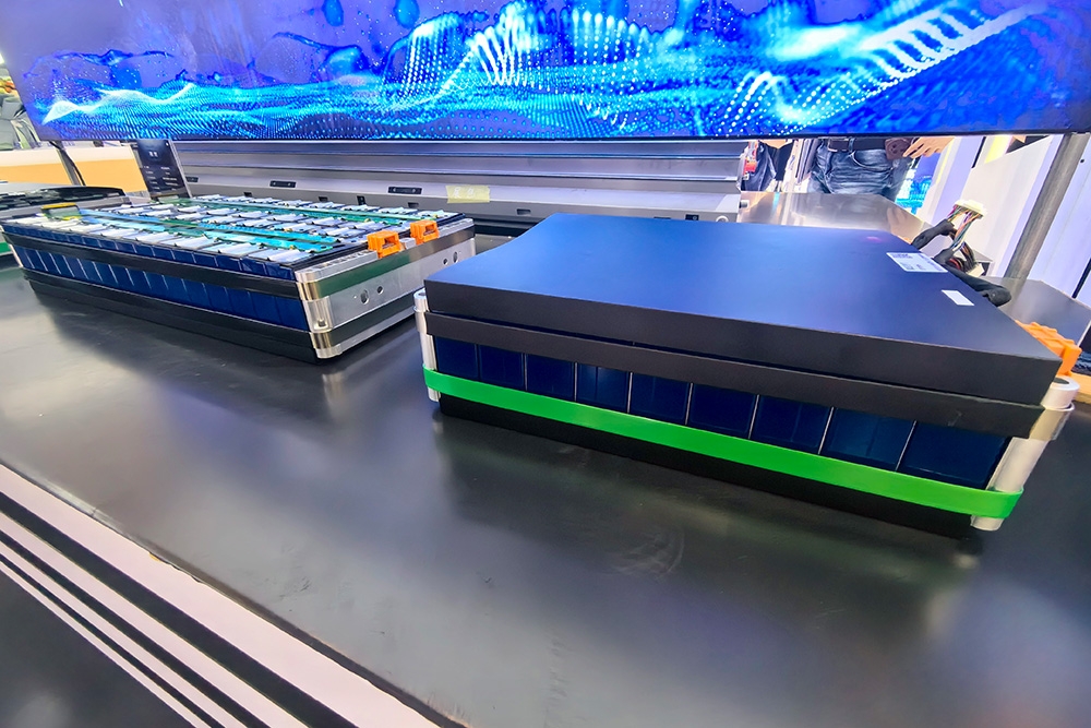 動(dòng)力電池裝車(chē)量TOP15：磷酸鐵鋰榜首爭(zhēng)鋒 比亞迪沖上三元賽道