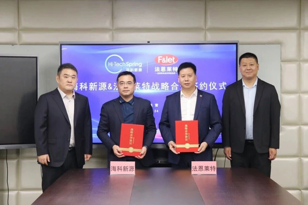27萬噸!35萬噸!電解液賽道頭部企業(yè)訂單捷報(bào)頻傳
