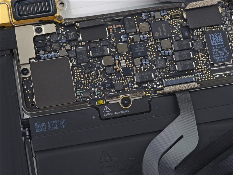 新MacBook完全拆解：蘋果太強大了