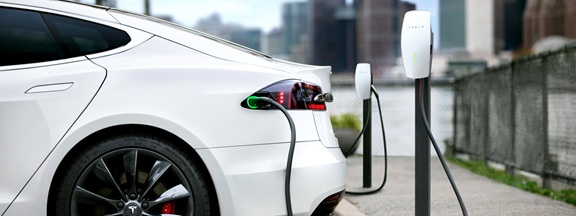 電動汽車，紐約擴建電動汽車基礎設施