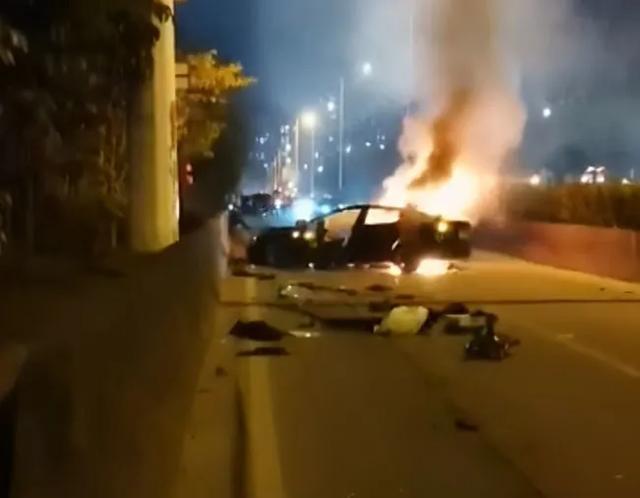廣州一輛特斯拉突發燃燒！男乘客當場死亡，警方最新通報來了！