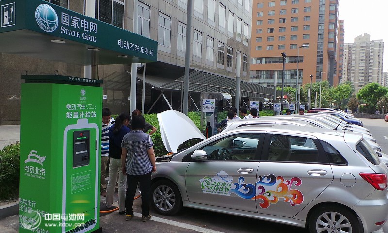杭州對(duì)新能源車不限牌引發(fā)期待 電動(dòng)汽車何時(shí)上路