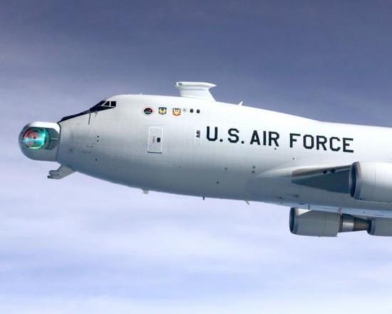 YAL-1機載激光系統(tǒng)被安裝在一架重達400噸波音747上 YAL-1機載激光系統(tǒng)被安裝在一架重達400噸波音747上