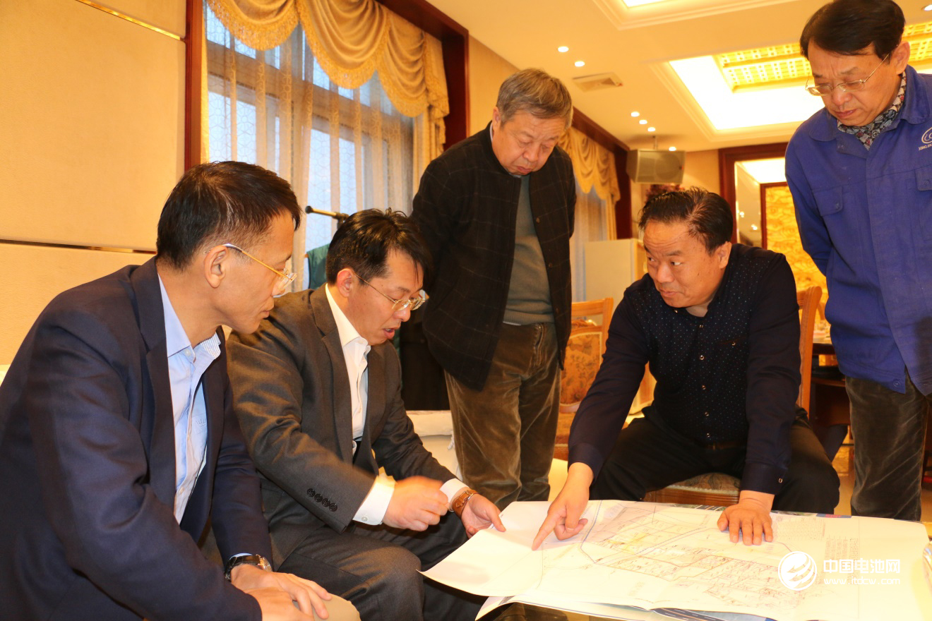 遼寧臺安經濟開發區管理委員會黨工委書記田俊明介紹臺安新能源產業園區規劃