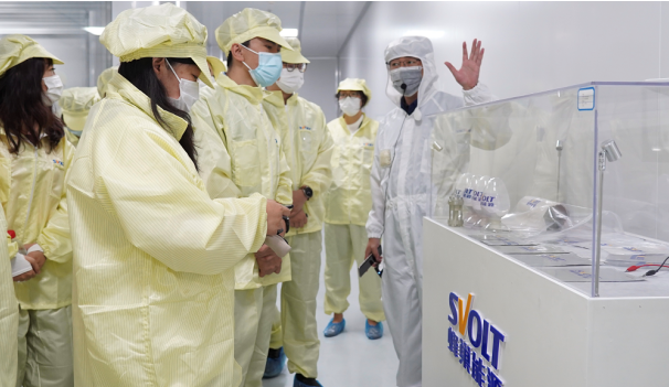 走進蜂巢創新中心 直擊短刀針刺